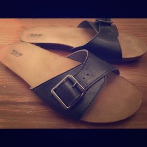 Mossimo black leather sandals